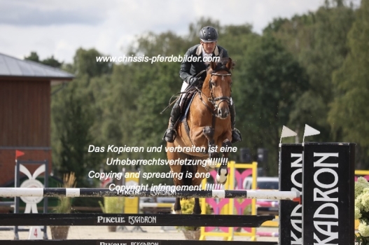 Preview philipp baumgart mit charly brown IMG_0112.jpg